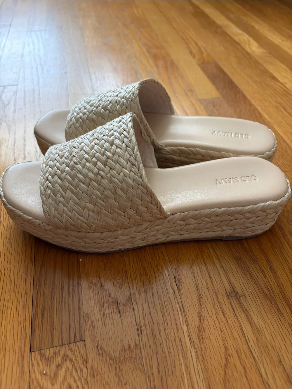 Old Navy Beige Woven Slide Mules